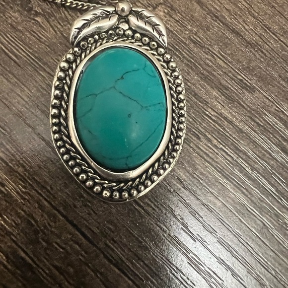 2 turquoise colored and silver necklaces, one multi strand and other w/pendant - Picture 7 of 11